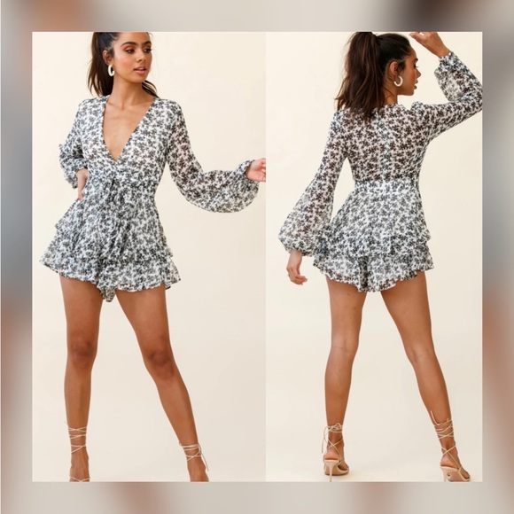 Classsic Fashion Collection Pants - NWOT ADORABLE romper!!🖤🤍